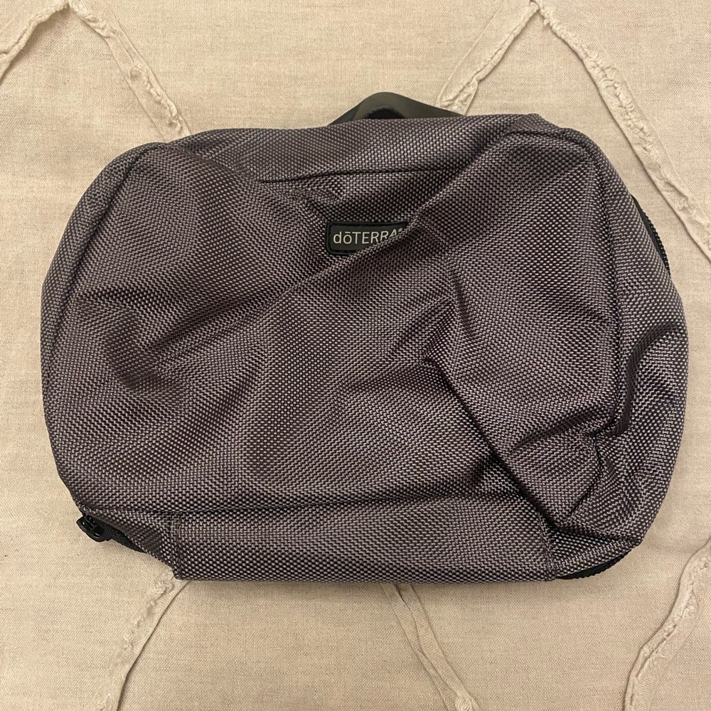 DoTerra oil bag!